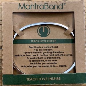 Teach love inspire manta band bracelet new in box